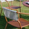 Sedia con braccioli Slot Vermobil - Struttura Corten e Corda Fango