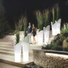 Vaso Assia Fioriera Lyxo - Colore Luminoso LED OUTDOOR con cavo o batteria RGBW.