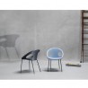 POLTRONCINA DROP 4 GAMBE - Struttura in metallo e seduta in tecnopolimero. Vari colori.