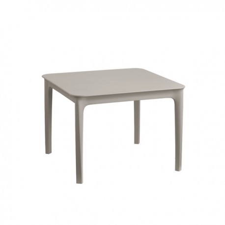 TAVOLINO ARGO 2151 - in tecnopolimero color Tortora 15. Dimensioni  60 x 60 cm ed altezza 40 cm. Prettamente per esterno.