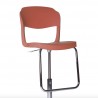 SGABELLO EVO GAS - Struttura in metallo Cromato e seduta in polipropilene Rosso P104. Dettaglio sedile.