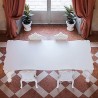 SEDIA PRINCESS OF LOVE PRS055 - Realizzata in polietilene nel colore Bianco Latte FT. Tavolo modello Sir of Love.