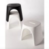 SGABELLO AMELIE ASG046 - Sgabello altezza 43 cm in polietilene nel colore Bianco Latte FT. Anche per giardino, impilati.