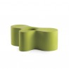 PANCA WHEELY WHE070 - Seduta poliedrica realizzata in polietilene nel colore standard Verde Lime FR, anche per esterno.