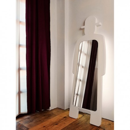 Specchio Mr Giò Light MRG209 - Con struttura in polietilene nel colore Bianco Latte FT. Specchio retroilluminato con LED.