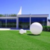 Lampada Globo Outdoor - In polietilene nel colore Bianco luminoso in finitura lucida o opaca, varie misure.