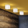 Lampada Cubo 20 da parete - Realizzata in polietilene nel colore Bianco Luminoso in finitura opaca. Dimensioni 20 x 20 x 20.