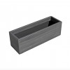 Vaso Quadra - Realizzato in polietilene nel colore Grigio Elefante FG. Da cm 90 x 45 x 36.