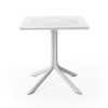 Tavolo Clip X quadrato - Struttura e piano traforato in polipropilene Bianco, da centimetri 70 x 70.