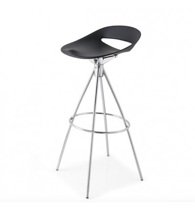 Sgabello Cosmopolitan CB/1946 - Struttura in metallo Cromato P77 e seduta in polipropilene Nero Opaco Pq5, altezza seduta 80 cm.