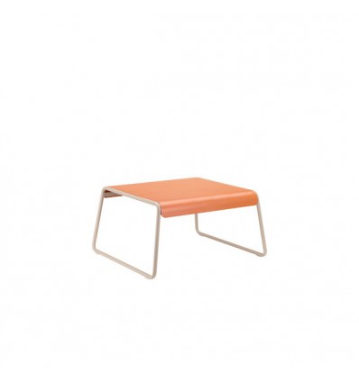 Tavolino Lisa Lounge 2879 Scab Design - Struttura in metallo zincato Tortora e piano in metallo Terracotta.